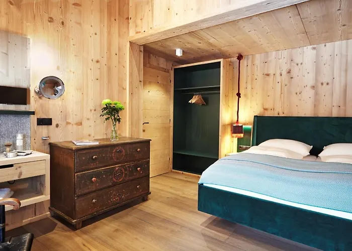 Деревянный коттедж Zillerlodge Удернс