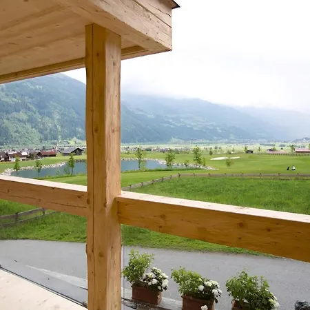 Zillerlodge Деревянный коттедж