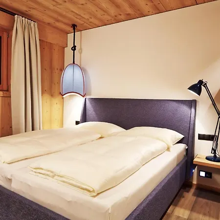 Деревянный коттедж Zillerlodge Удернс