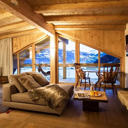 Zillerlodge ウダーンス