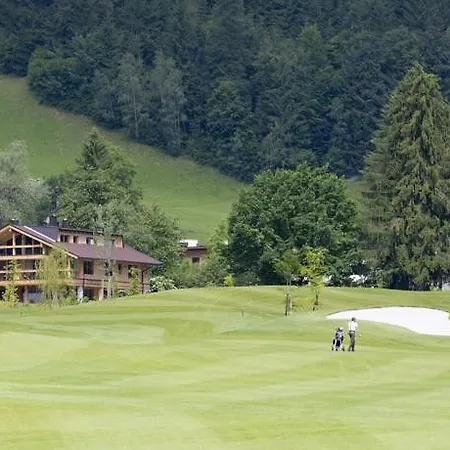 Деревянный коттедж Zillerlodge *