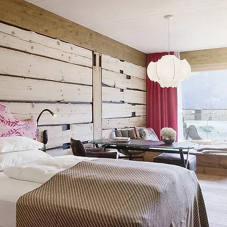 Деревянный коттедж Zillerlodge